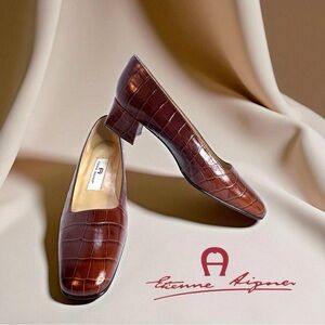 ETIENNE AIGNER Astoria Brown Leather Croc Pattern Classic Block Heels  Sz 7.5 N